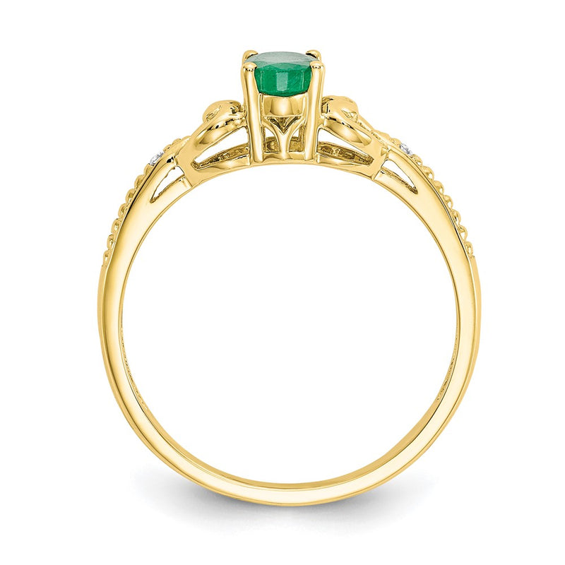 10K Yellow Gold Emerald and Real Diamond Ring