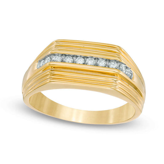 Men's 0.25 CT. T.W. Natural Diamond Wedding Band in Solid 10K Yellow Gold