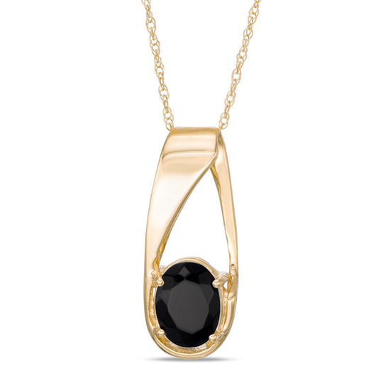 Oval Onyx Pendant in 10K Yellow Gold