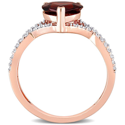 8.0mm Heart-Shaped Garnet and 0.20 CT. T.W. Natural Diamond Twist Split Shank Ring in Solid 14K Rose Gold