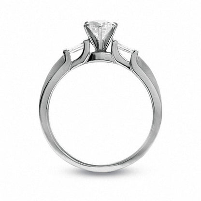 Previously Owned - 0.50 CT. T.W. Princess-Cut Natural Diamond Engagement Ring in Solid 14K White Gold