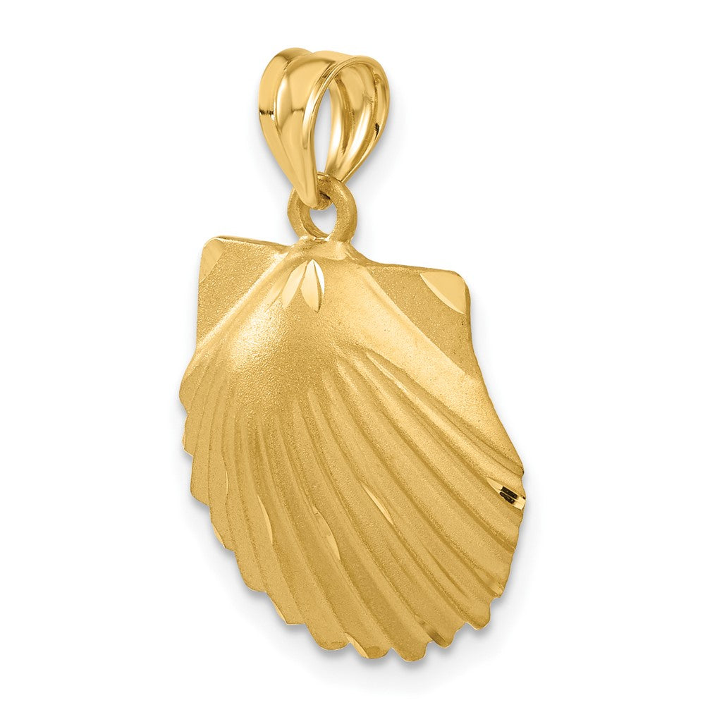 14k Yellow Gold Seashell Pendant