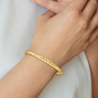 14k Yellow Gold Textured Diamond-cut Twisted Hinged Bangle