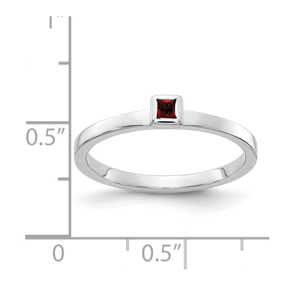 14k White Gold Garnet Ring