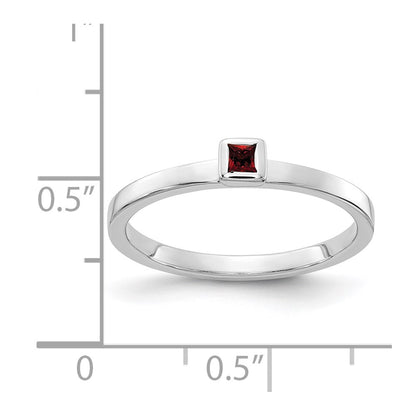 14k White Gold Garnet Ring
