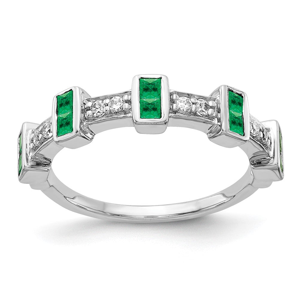 14k White Gold Fancy Real Diamond and Emerald Ring