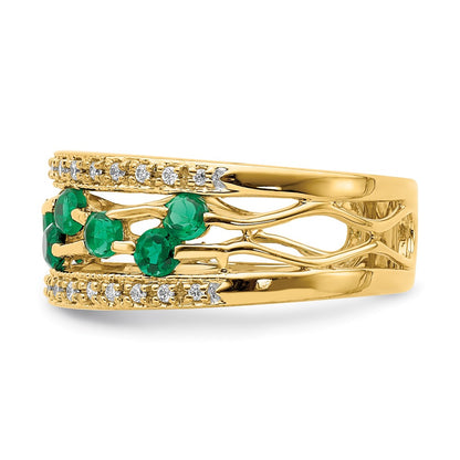 14K Yellow Gold Emerald and Real Diamond Ring