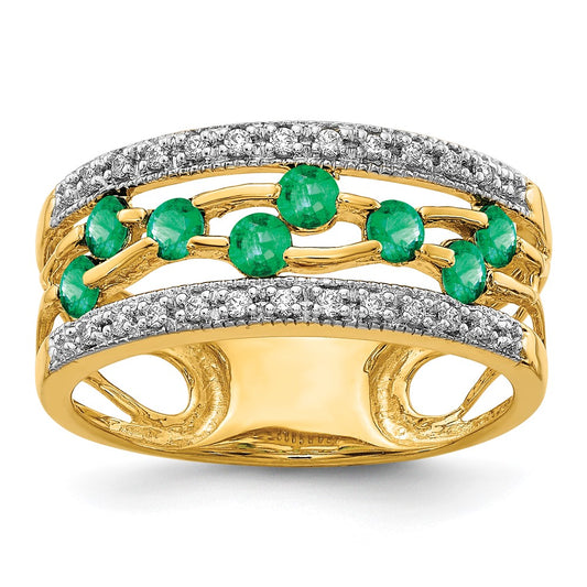 14K Yellow Gold Emerald and Real Diamond Ring