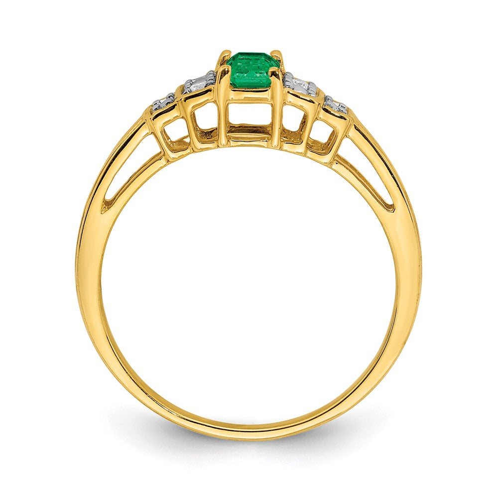 14K Yellow Gold Emerald and Real Diamond Ring