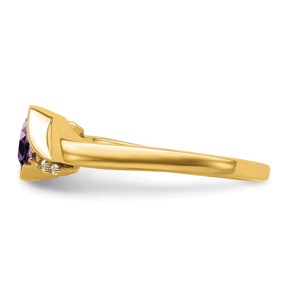 14K Yellow Gold Amethyst and Real Diamond Ring