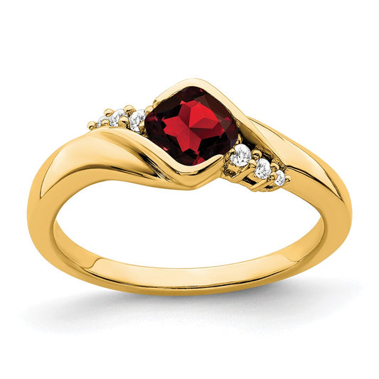 14K Yellow Gold Garnet and Real Diamond Ring