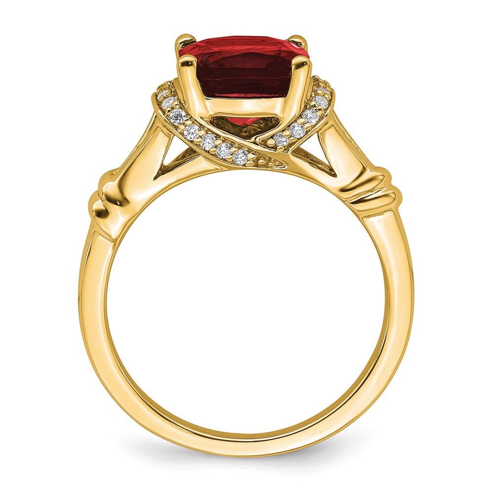 14K Yellow Gold Garnet and Real Diamond Ring