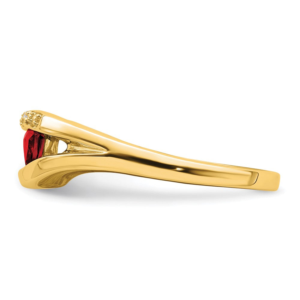 14K Yellow Gold Trillion Garnet and Real Diamond Ring