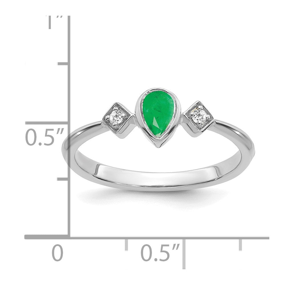 14k White Gold Pear Bezel Emerald and Real Diamond Ring