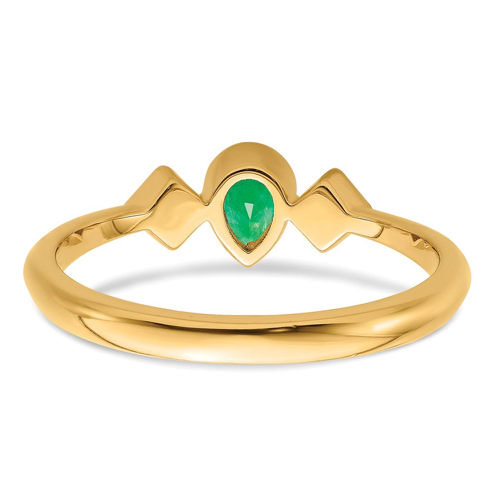 14K Yellow Gold Pear Bezel Emerald and Real Diamond Ring