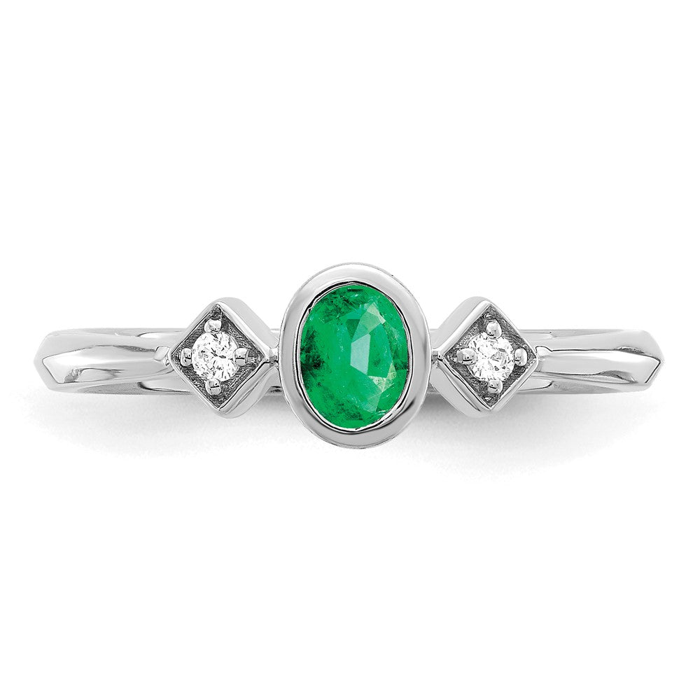 14k White Gold Oval Bezel Emerald and Real Diamond Ring
