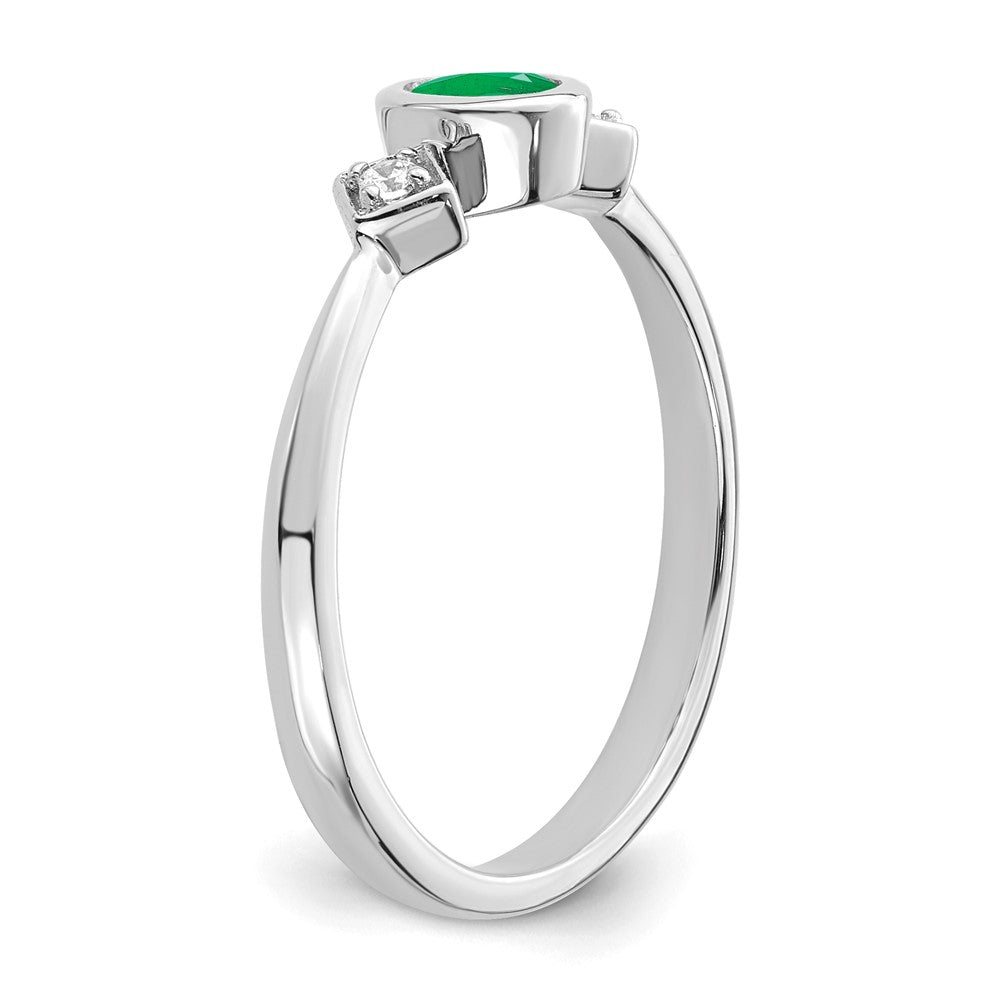 14k White Gold Oval Bezel Emerald and Real Diamond Ring