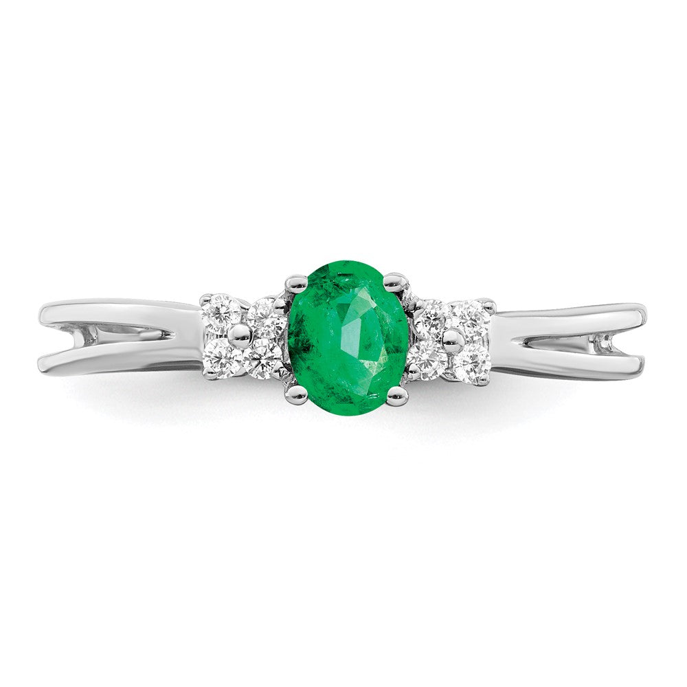 14k White Gold Oval Emerald and Real Diamond Ring