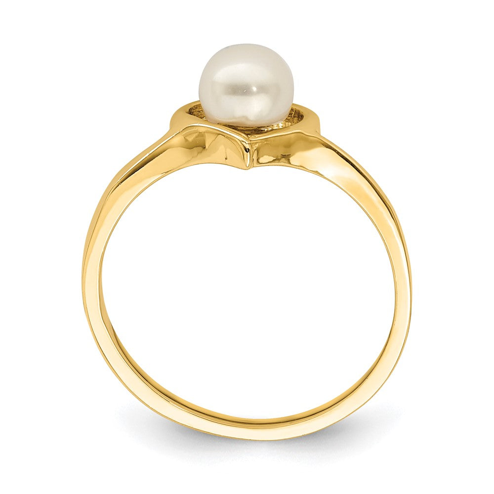 14K Yellow Gold Madi K 4-5mm White Button Freshwater Cultured Pearl Heart Ring
