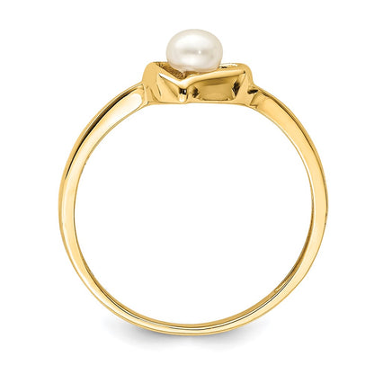 14K Yellow Gold Madi K 3-4mm White Button Freshwater Cultured Pearl Heart Ring