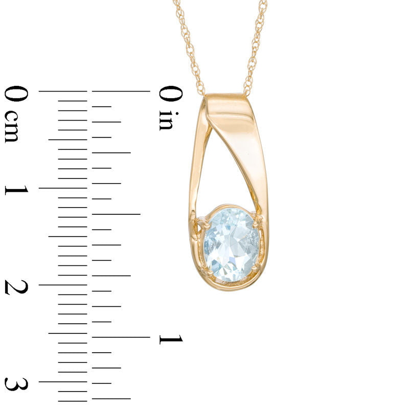 Oval Aquamarine Pendant in 10K Yellow Gold