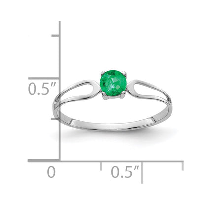 14k White Gold 4mm Emerald ring