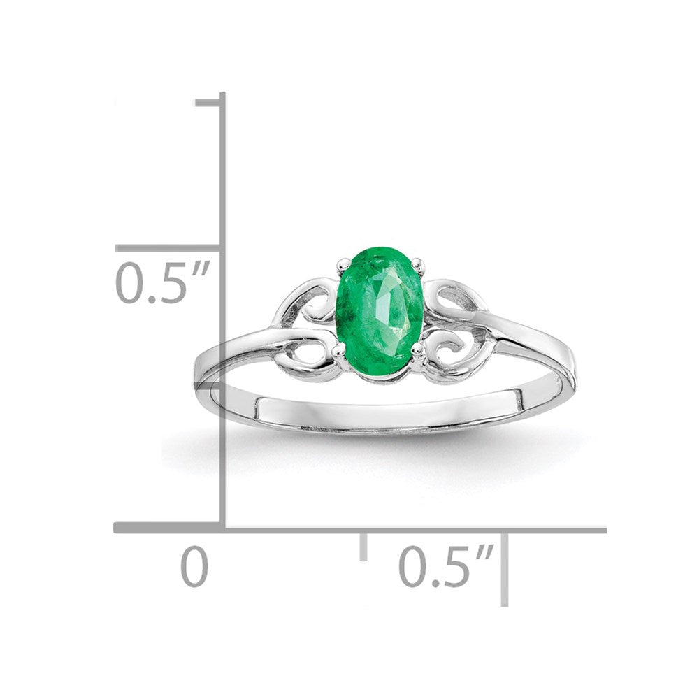 14k White Gold 6x4mm Oval Emerald ring
