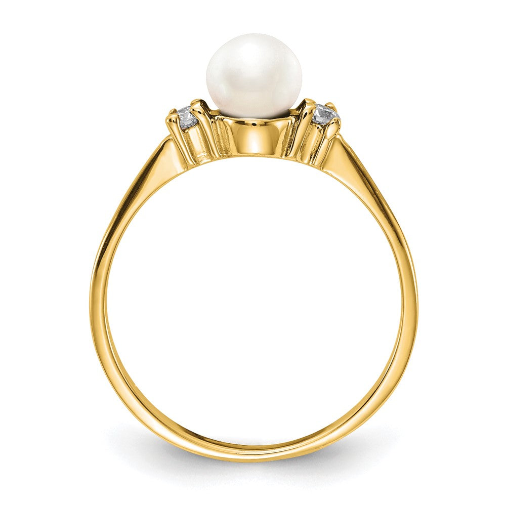 14K Yellow Gold 5mm FW Cultured Pearl A Real Diamond ring