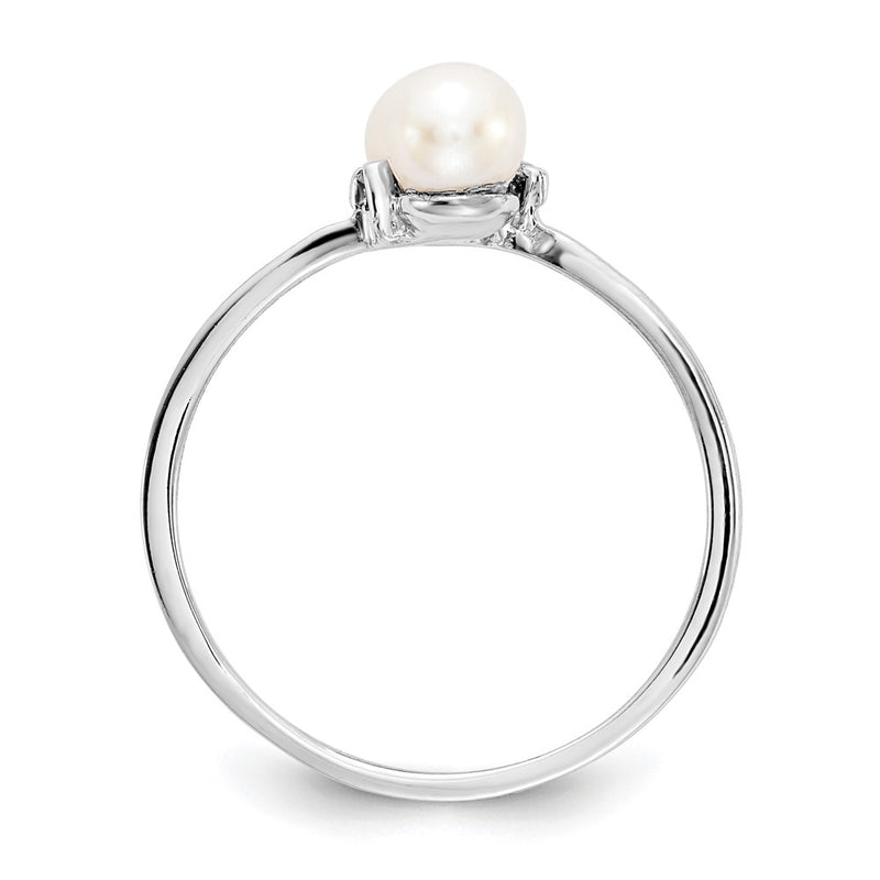 14k White Gold 4mm FW Cultured Pearl A Real Diamond ring