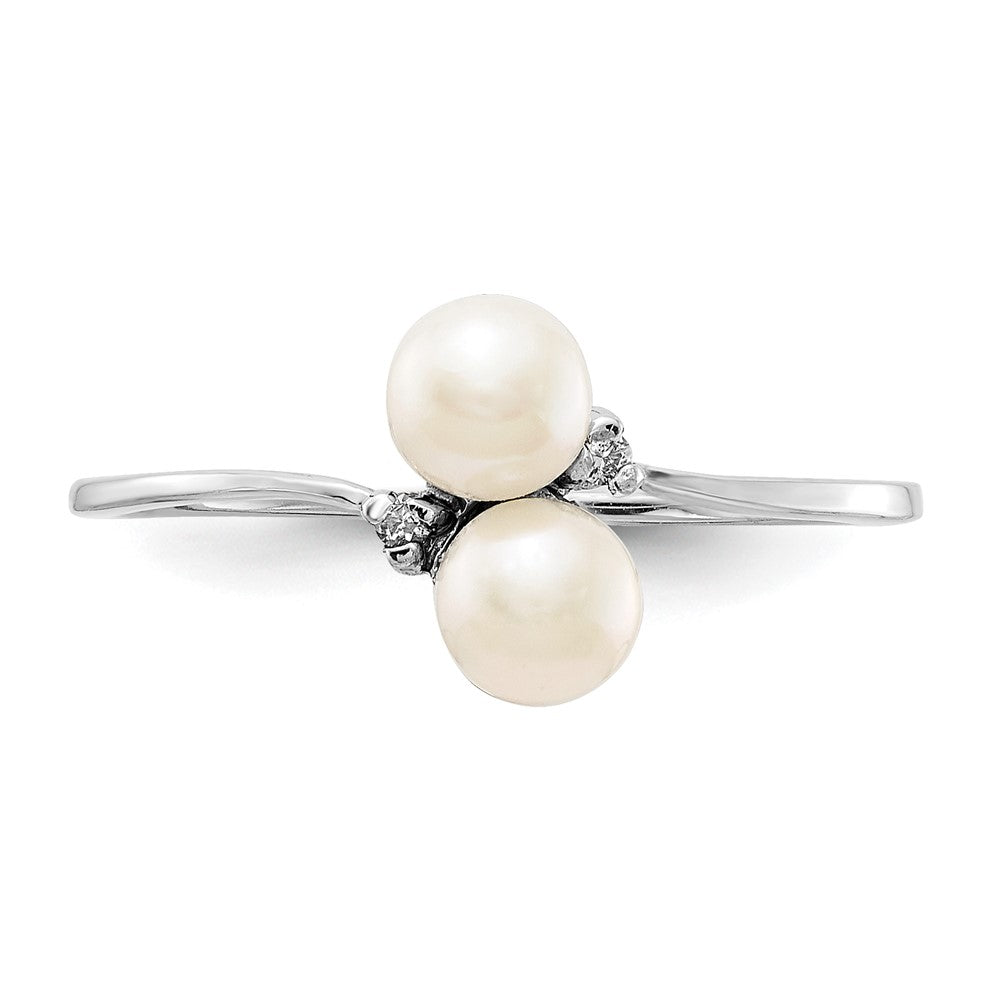 14k White Gold 4mm FW Cultured Pearl A Real Diamond ring