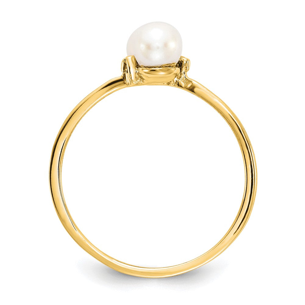 14K Yellow Gold 4mm FW Cultured Pearl A Real Diamond ring
