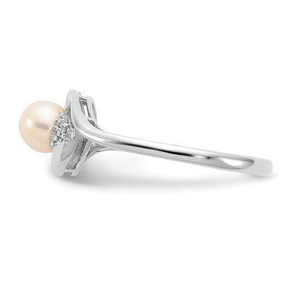 14k White Gold FW Cultured Pearl and Real Diamond Ring