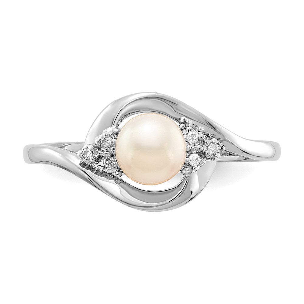 14k White Gold FW Cultured Pearl and Real Diamond Ring