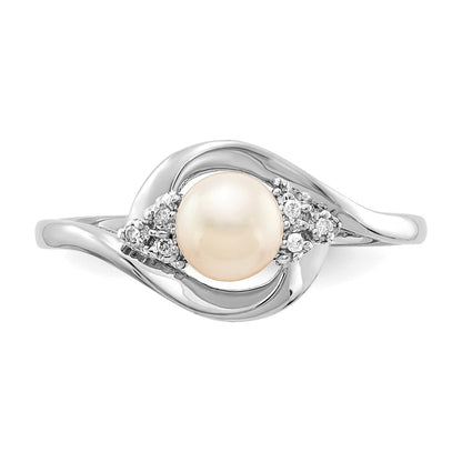 14k White Gold FW Cultured Pearl and Real Diamond Ring