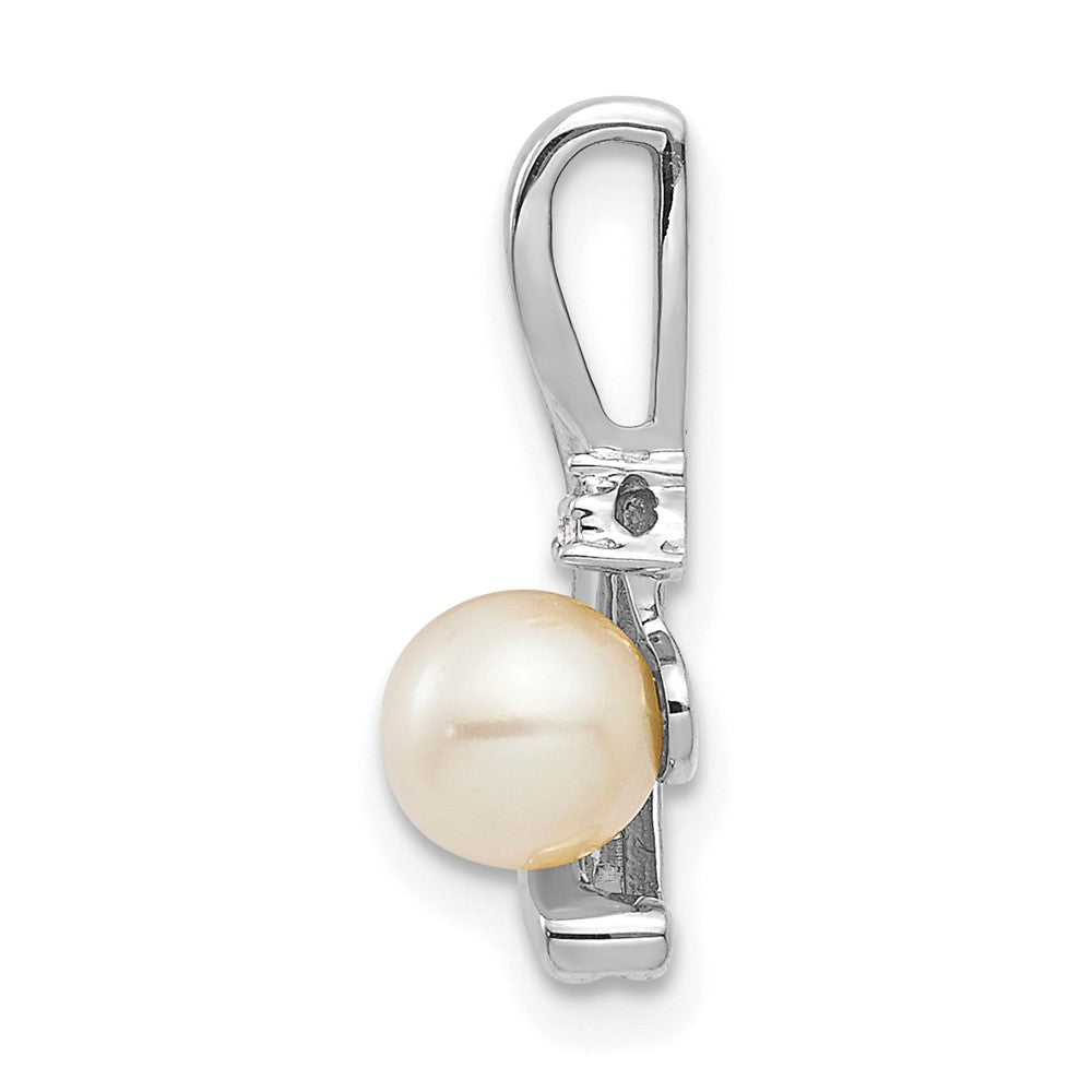 14k White Gold Genuine FW Cultured Pearl Diamond Pendant