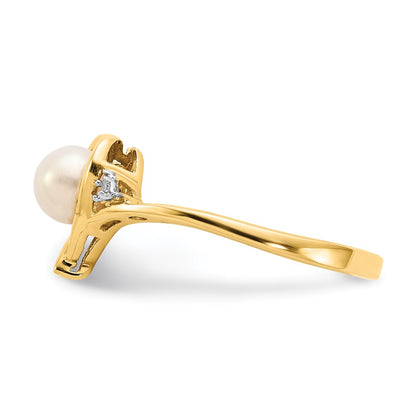 14K Yellow Gold FW Cultured Pearl and Real Diamond Heart Ring