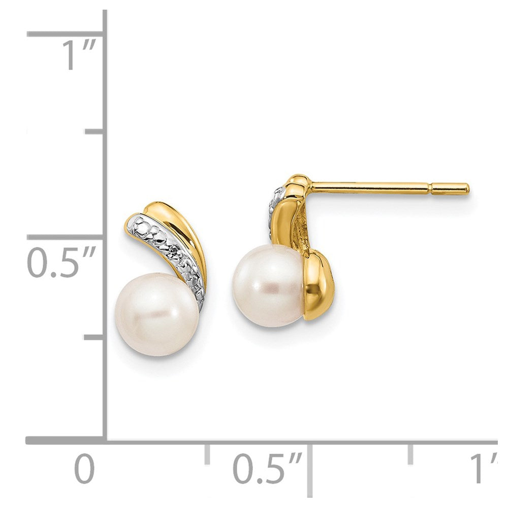 14k Yellow Gold 5-6mm White Round FWC Pearl .01ct Real Diamond Post Earrings
