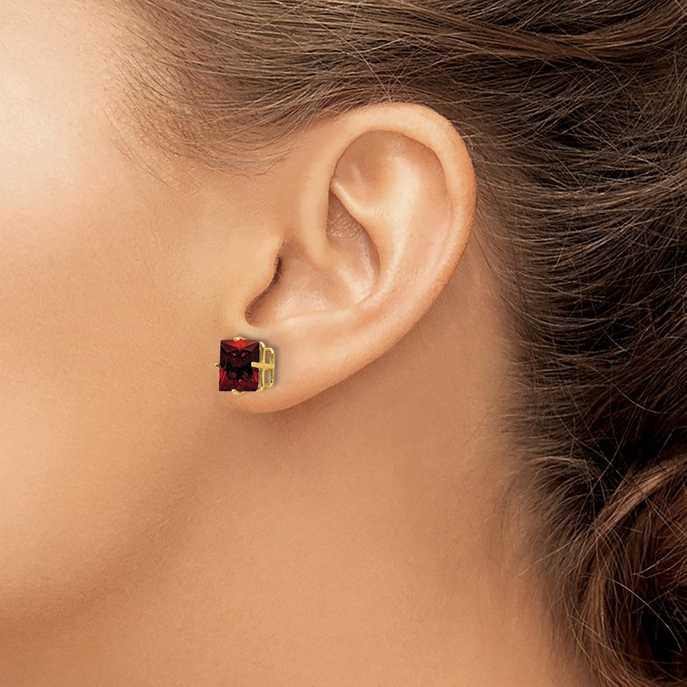 14k Yellow Gold 8mm Princess Cut Garnet Earrings