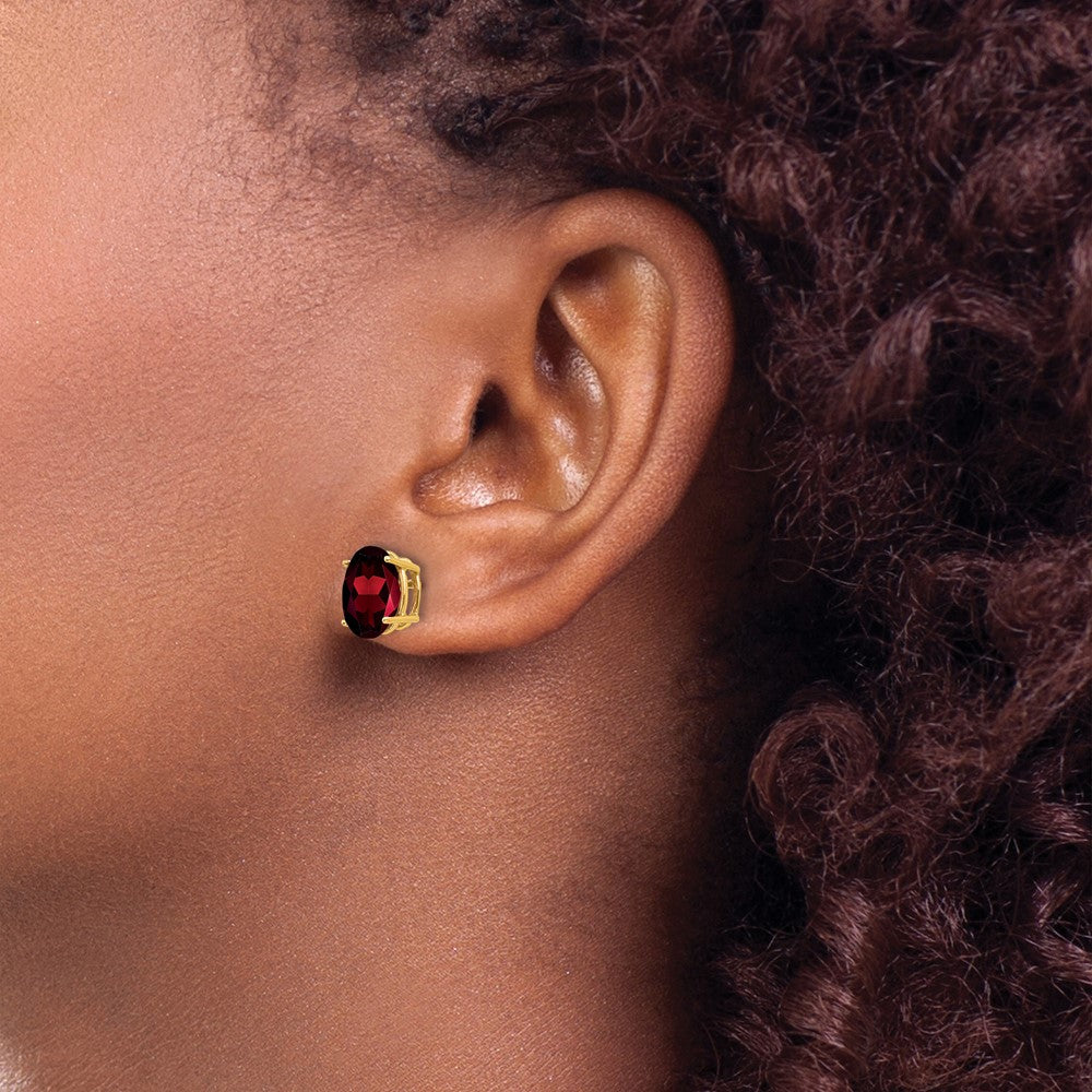 14k Yellow Gold 9x7mm Oval Garnet Earrings