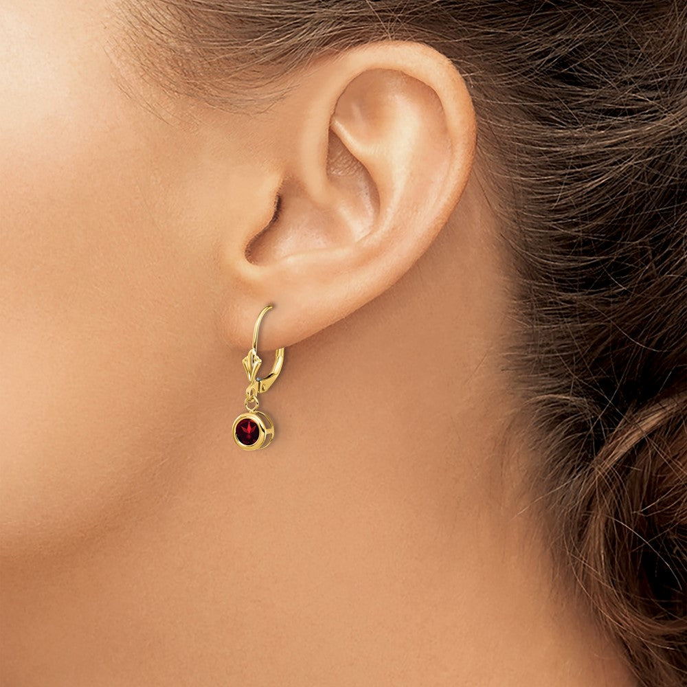 14k Yellow Gold 5mm Garnet Leverback Earring