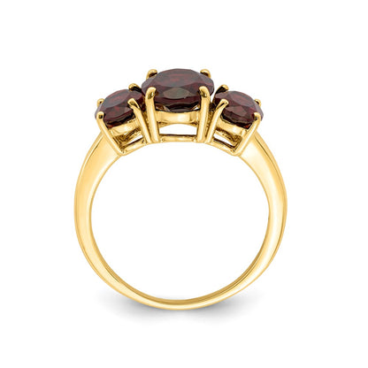 14K Yellow Gold Garnet Oval Ring