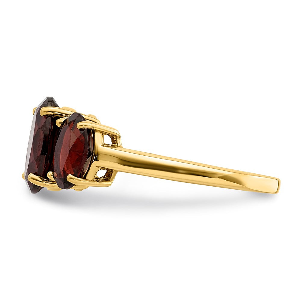 14K Yellow Gold Garnet Oval Ring