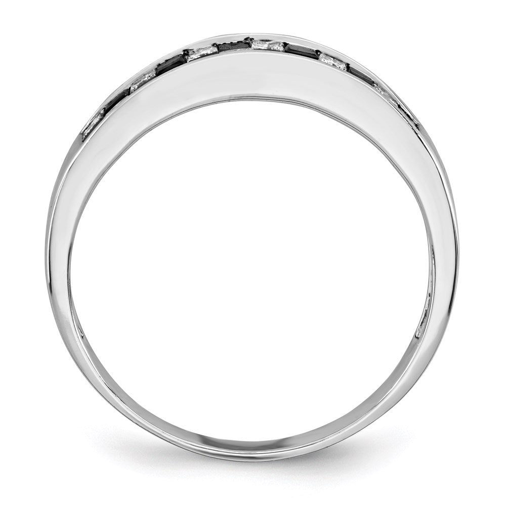 14k White Gold with Black and White Diamond Ring