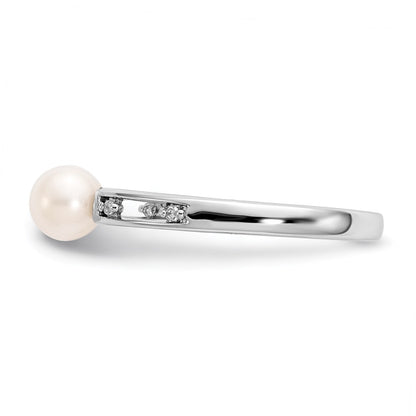 14k White Gold Freshwater Cultured Pearl and Real Diamond Ring