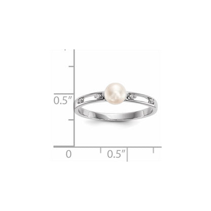 14k White Gold Freshwater Cultured Pearl and Real Diamond Ring