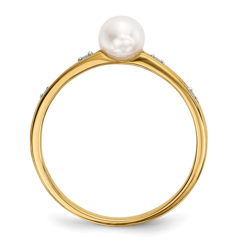 14K Yellow Gold Freshwater Cultured Pearl and Real Diamond Ring