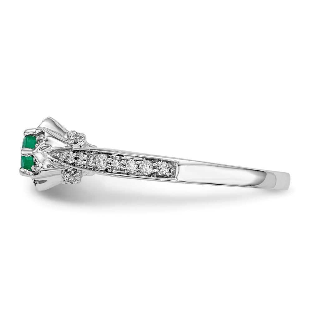 14k White Gold Real Diamond & Emerald Ring