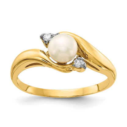 14K Yellow Gold 5-6mm White Button Freshwater Cultured Pearl .04tw Real Diamond Ring