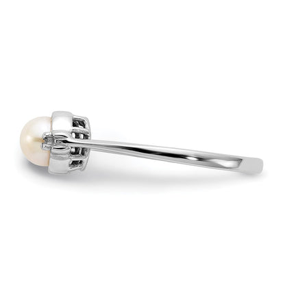 14k White Gold 5mm FW Cultured Pearl AA Real Diamond ring