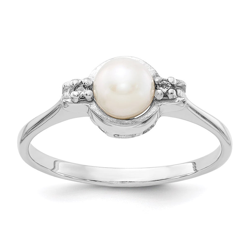 14k White Gold 5mm FW Cultured Pearl A Real Diamond ring
